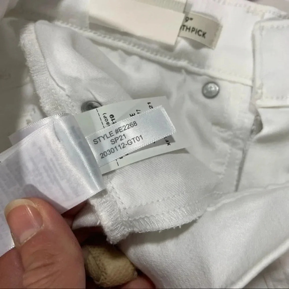 New Damaged J Crew 9” Mid Rise Toothpick Jeans White E2268 - Picture 5 of 11
